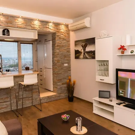 Apartment Синьо Лято Varna