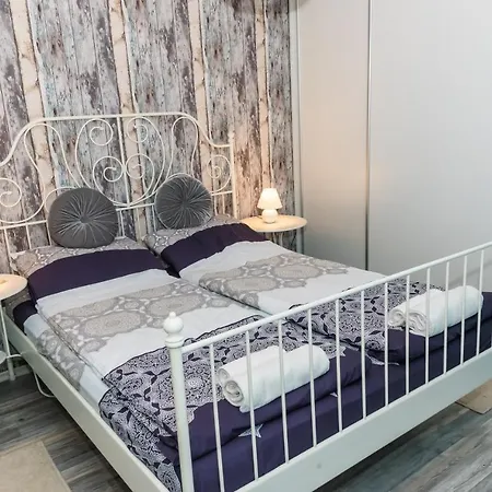 Синьо Лято Apartment Varna