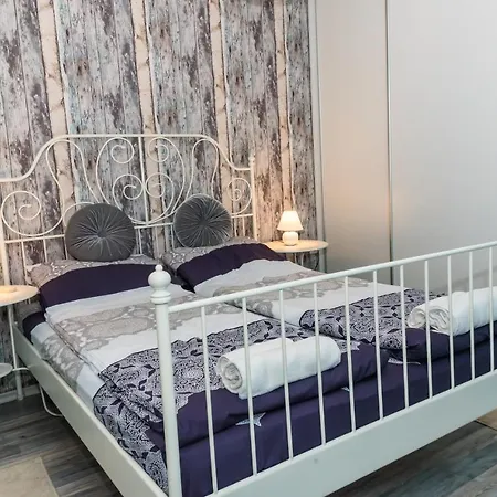 Синьо Лято Apartment *