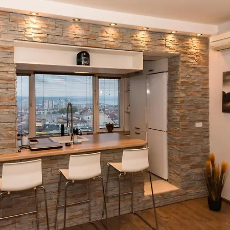 Синьо Лято Apartment